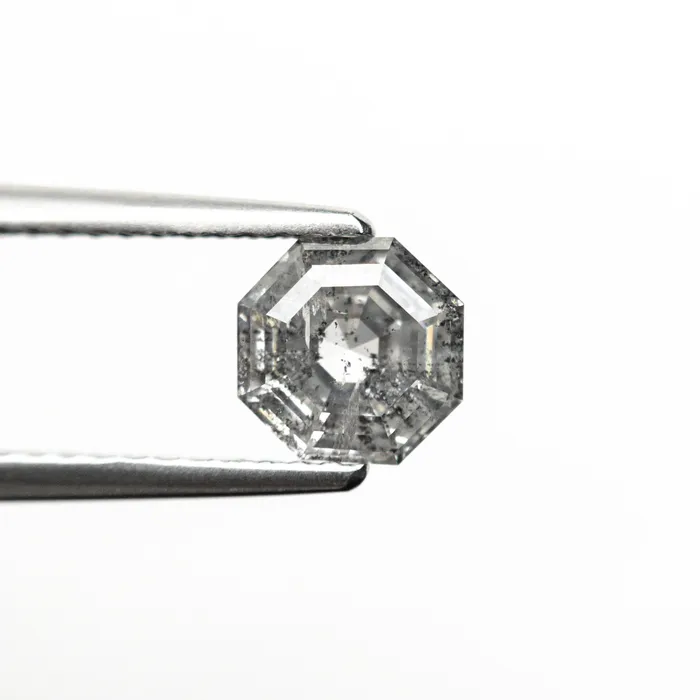 092ct 598x586x326mm Octagon Step Cut 2561901 Misfit Diamonds Rings