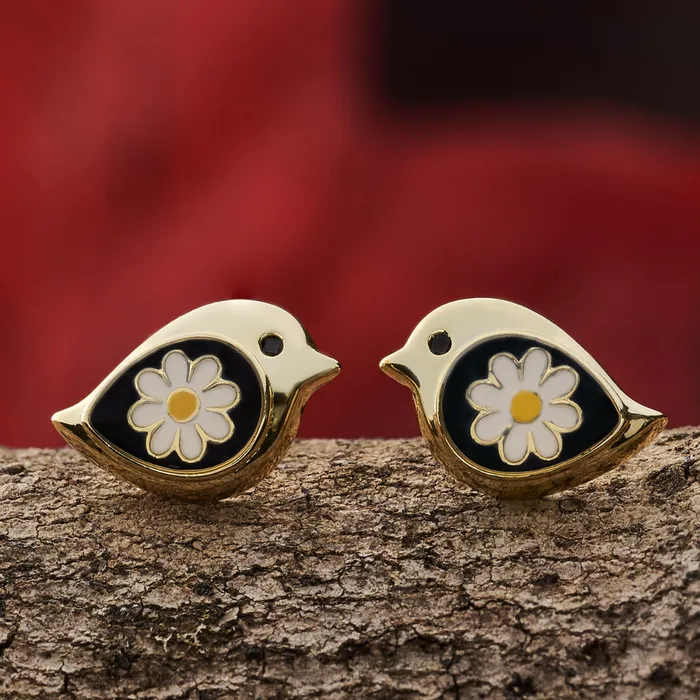 Chadds Ford Jewelry Earrings Gold Daisy Birdie Studs Medium