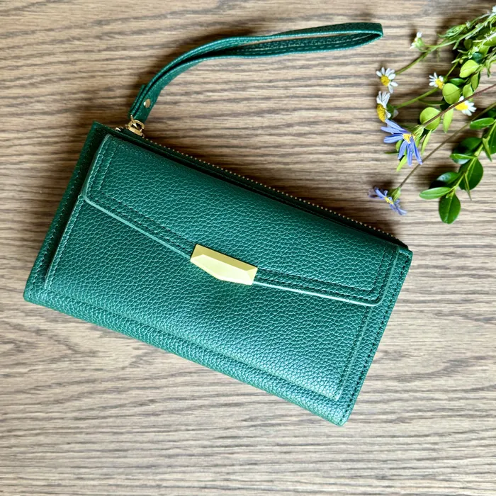 iszi ONLINE Earrings Green Wallet