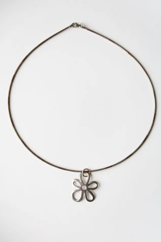 Jubilee Thrift Retro Flower Pendant Sterling Silver Necklace Necklaces
