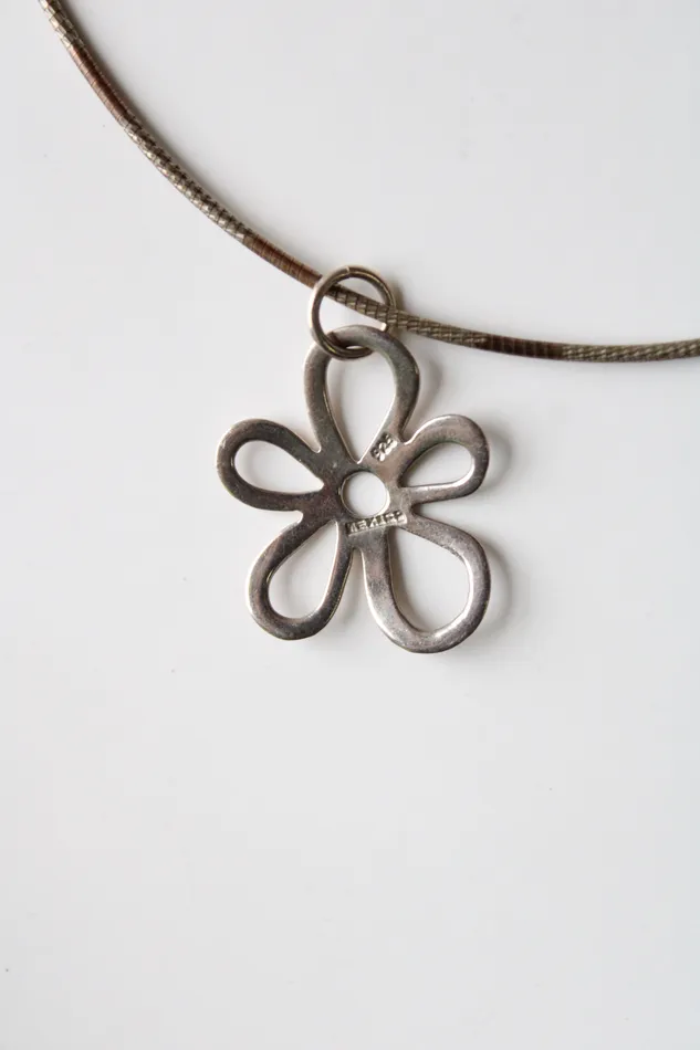 Jubilee Thrift Retro Flower Pendant Sterling Silver Necklace Necklaces