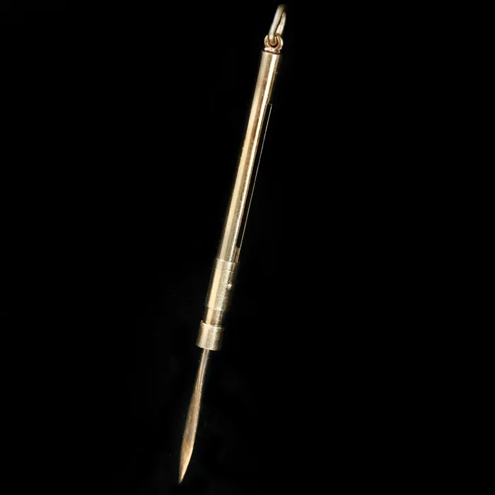 Necklaces Commercial Mineral Company Estate 14K Yellow Gold Toothpick Pendant Necklaces Commercial Mineral Company Estate 14K Yellow Gold Toothpick Pendant