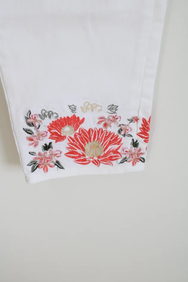Rings DG2 DG2 White Embroidered Bottom Ankle Jeans 12 Petite
