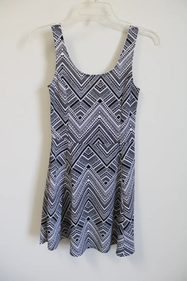 Rings HM Black White Skater Dress 4 HM