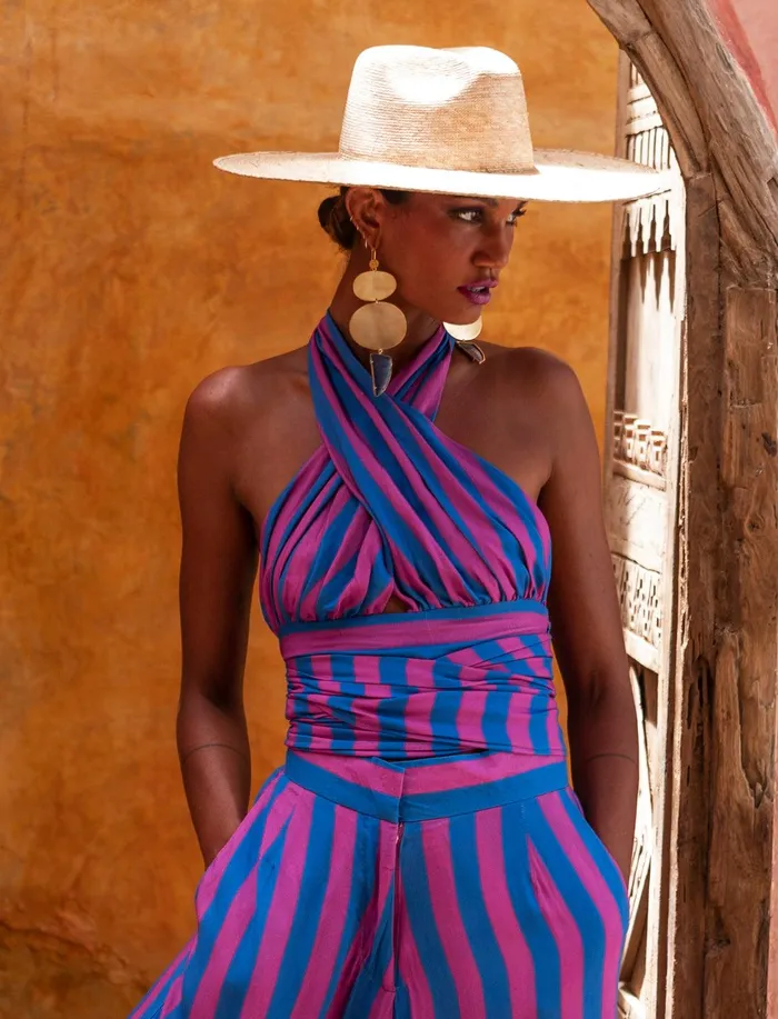 SIMONE WRAP TOP Erika Pea Earrings