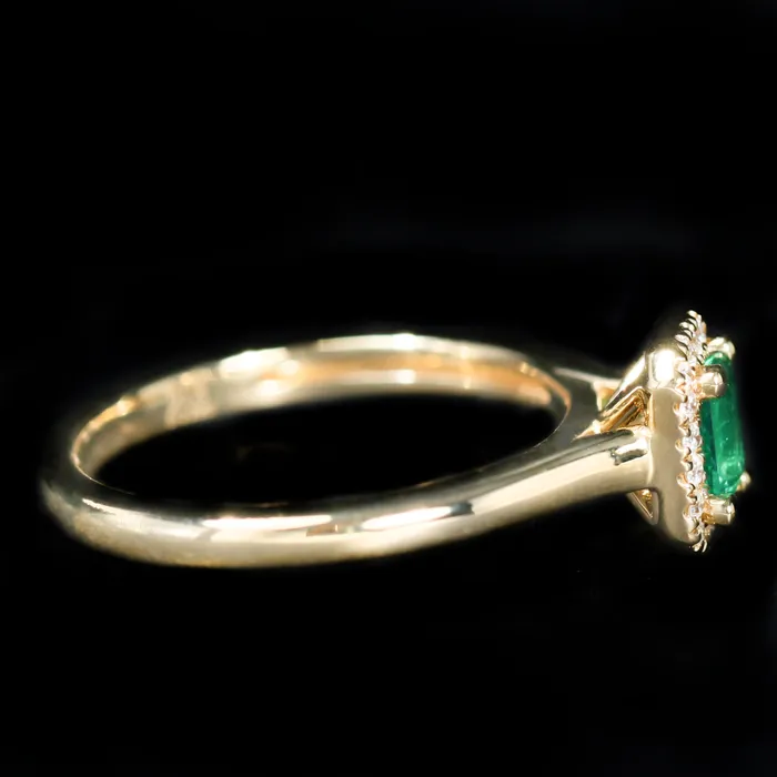 The Gem House Rings 18K Yellow Gold 029 Carat Emerald and Diamond Ring