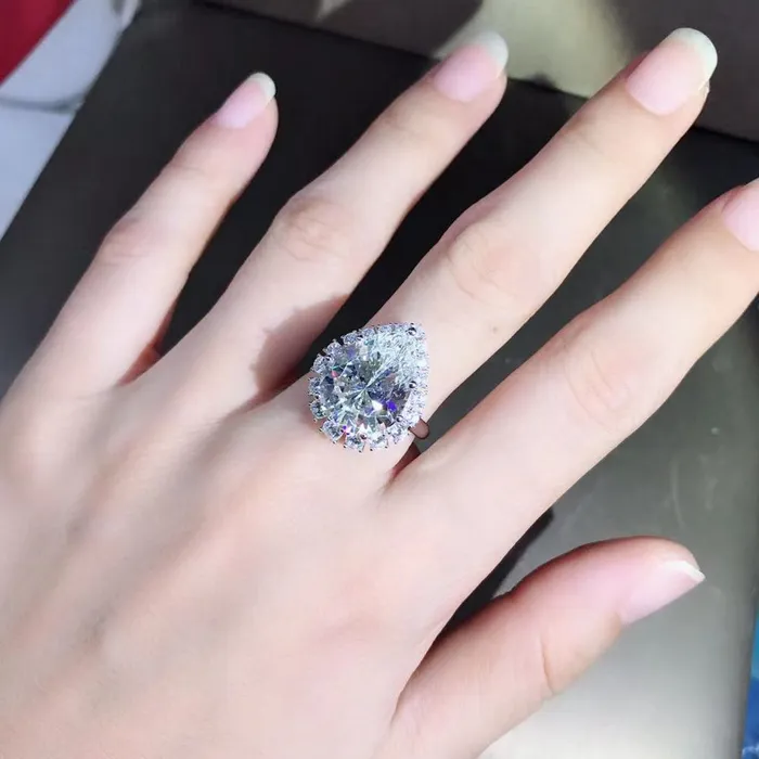 10 Carat Pear Cut Moissanite Ring Stunning D Color VVS Leyloon Jewelry Rings