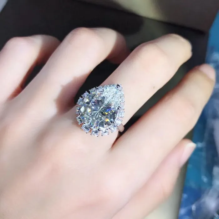 10 Carat Pear Cut Moissanite Ring Stunning D Color VVS Leyloon Jewelry Rings