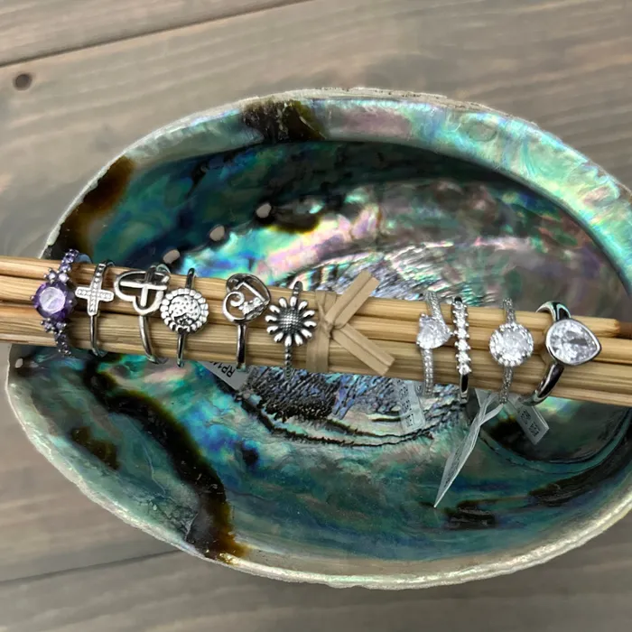 Amethyst Ring Baltic Essentials Rings Amethyst Ring Baltic Essentials Rings