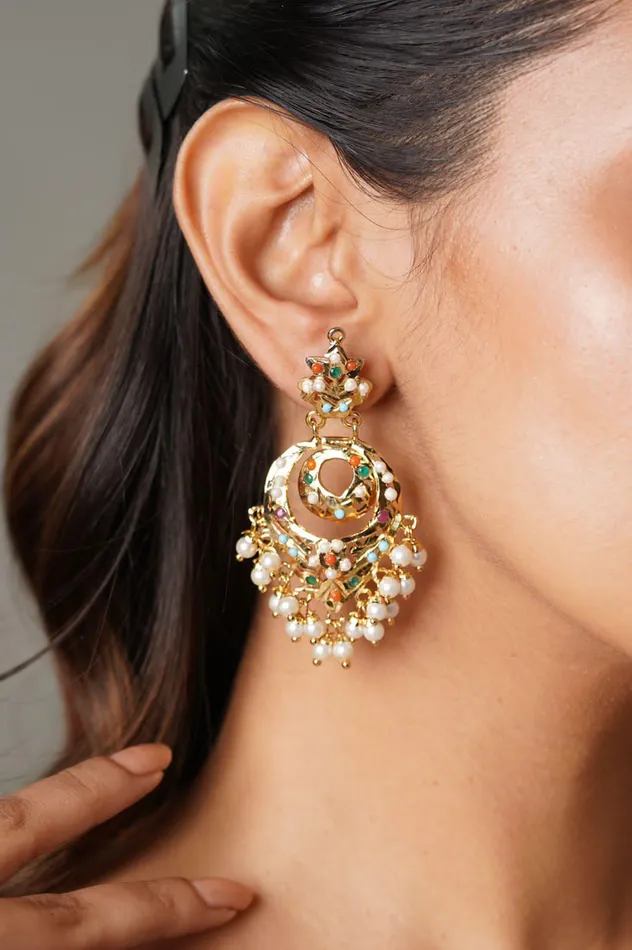 Attrangi Safa Mini Jadaau Chandbalis Earrings