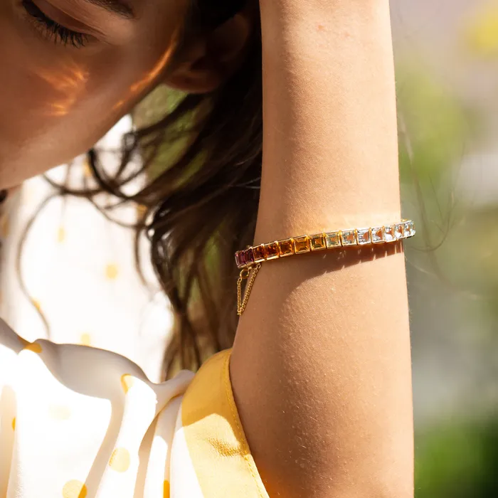 Bracelets Vintage Rainbow Multi Stone and 18K Gold Line Bracelet
