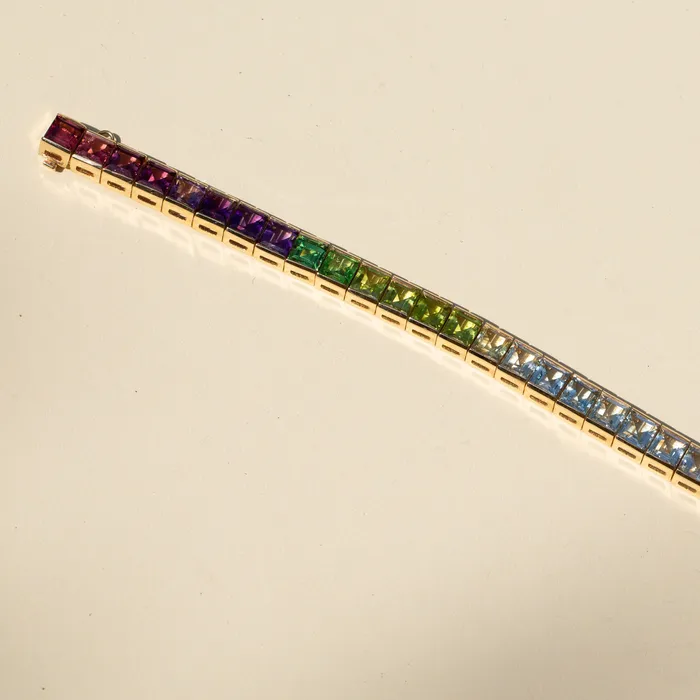Bracelets Vintage Rainbow Multi Stone and 18K Gold Line Bracelet