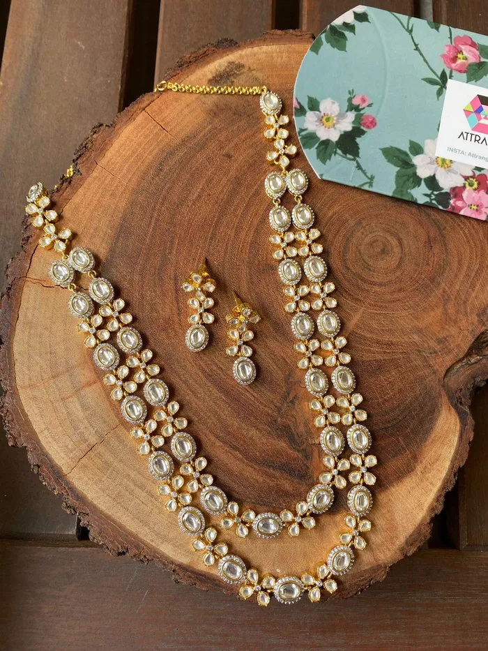 Earrings attrangi Basanti 2 Line Long Uncut diamond Set