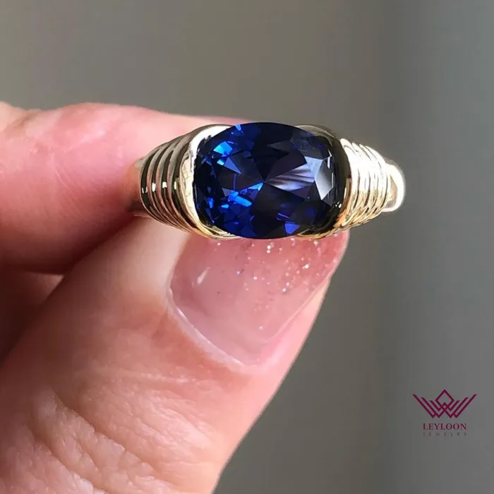 Leyloon Jewelry Rings Oval Cut Blue Color Solitaire Tension Tapered Band VVS Lab Grown Sapphire Ring