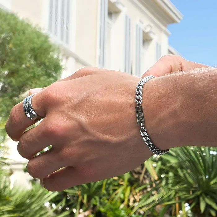 More Than 90 Rings UNEVEN PITCH RING SILVER