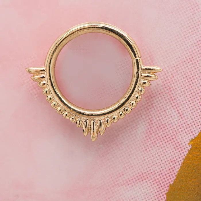 Rings Tawapa Plume Continuous Ring in Gold