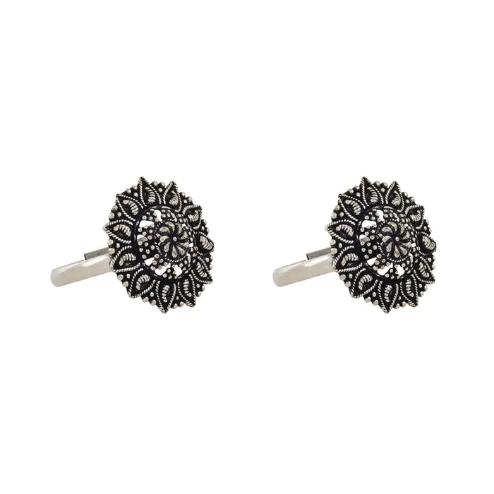 Rings Teejh Saheli Silver Oxidised Toe Ring