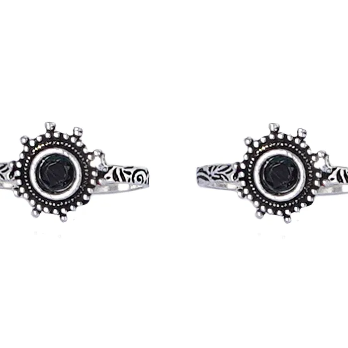 Rings Teejh Teejh Vihana Black Stone Silver Oxidised Toe Rings Rings Teejh Teejh Vihana Black Stone Silver Oxidised Toe Rings