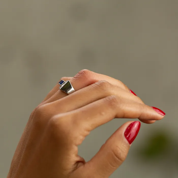 Rings Vintage Oscar Heyman Sapphire Diamond and Platinum Buckle Ring