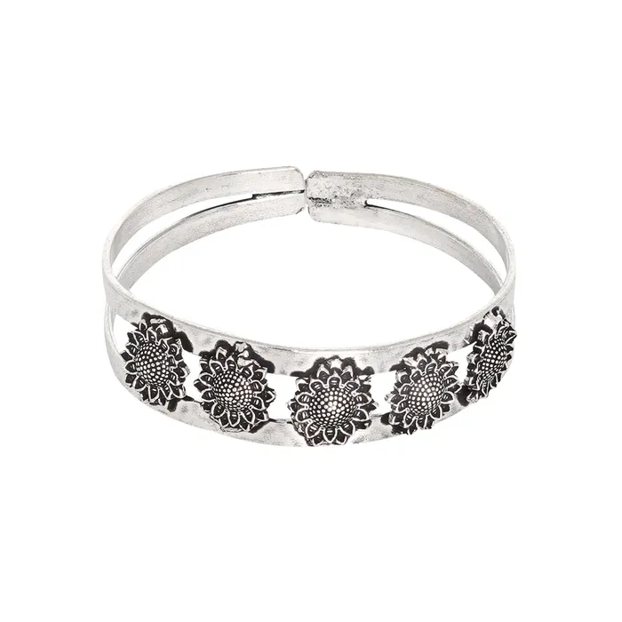 Teejh Bracelets Teejh Sagarika Silver Oxidised Bracelet Cuff