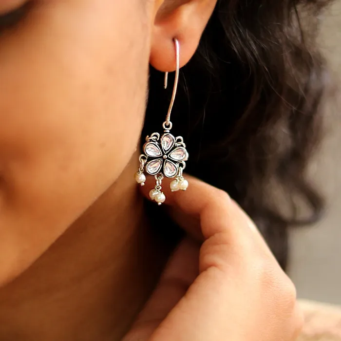 Teejh Earrings Teejh Mellow Polki Silver Oxidized Pearl Earrings Teejh Earrings Teejh Mellow Polki Silver Oxidized Pearl Earrings