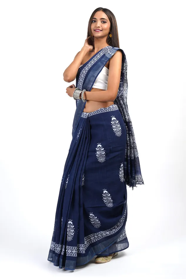 Teejh Necklaces Teejh Imara Dark Blue Block Print Linen Saree With Blouse Piece