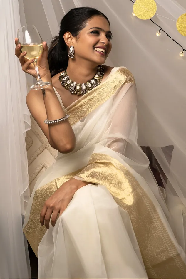 Teejh Rings Teejh Zunaira Off White Organza Saree