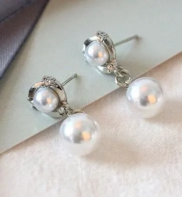01 E1317 Silver Rhinestones Pearls Dangle Earrings Earrings