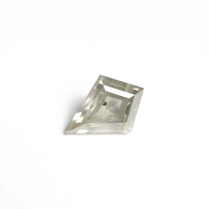 105ct 843x619x353mm Kite Step Cut 2545515 Misfit Diamonds Rings