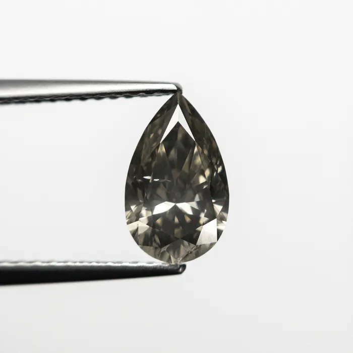 130ct 938x 569x370mm Fancy Grey Pear Brilliant 1991311 Misfit Diamonds Earrings