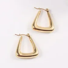 18K GoldFilled Triangle Hoops Jewelvers PreStyled Sets 18K GoldFilled Triangle Hoops Jewelvers PreStyled Sets