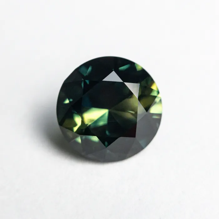 254ct 843x832x497mm Round Brilliant Sapphire 2380601 Misfit Gems Rings