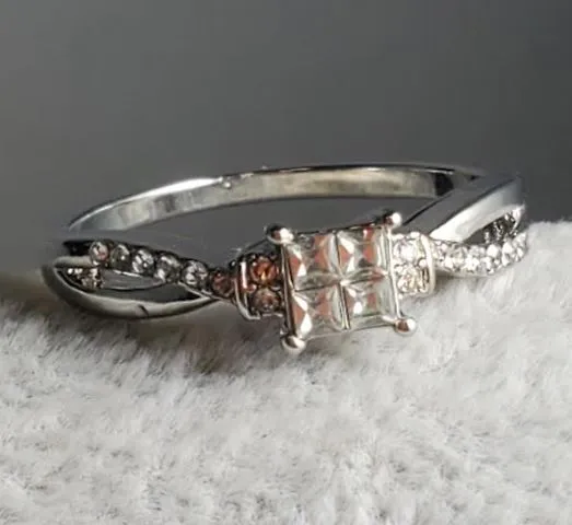 alice Rings R195 Silver 4 Gem Square Rhinestone Ring