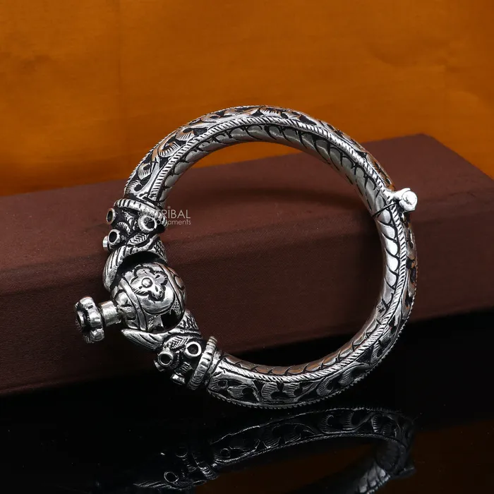 Bracelets TRIBAL ORNAMENTS 925 sterling silver fabulous crocodile face stylish attractive kada bangle bracelet pretty work attractive tribal belly dance jewelry nsk837 Bracelets TRIBAL ORNAMENTS 925 sterling silver fabulous crocodile face stylish attractive kada bangle bracelet pretty work attractive tribal belly dance jewelry nsk837