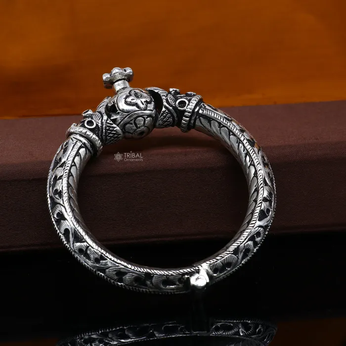 Bracelets TRIBAL ORNAMENTS 925 sterling silver fabulous crocodile face stylish attractive kada bangle bracelet pretty work attractive tribal belly dance jewelry nsk837 Bracelets TRIBAL ORNAMENTS 925 sterling silver fabulous crocodile face stylish attractive kada bangle bracelet pretty work attractive tribal belly dance jewelry nsk837