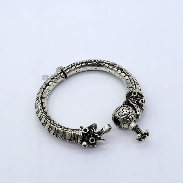 Bracelets TRIBAL ORNAMENTS 925 sterling silver fabulous crocodile face stylish attractive kada bangle bracelet pretty work attractive tribal belly dance jewelry nsk837 Bracelets TRIBAL ORNAMENTS 925 sterling silver fabulous crocodile face stylish attractive kada bangle bracelet pretty work attractive tribal belly dance jewelry nsk837