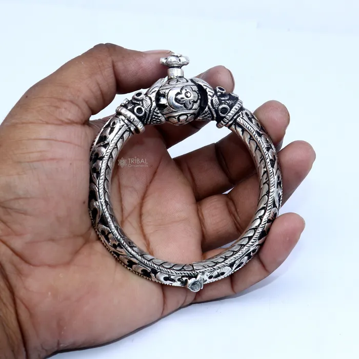 Bracelets TRIBAL ORNAMENTS 925 sterling silver fabulous crocodile face stylish attractive kada bangle bracelet pretty work attractive tribal belly dance jewelry nsk837 Bracelets TRIBAL ORNAMENTS 925 sterling silver fabulous crocodile face stylish attractive kada bangle bracelet pretty work attractive tribal belly dance jewelry nsk837
