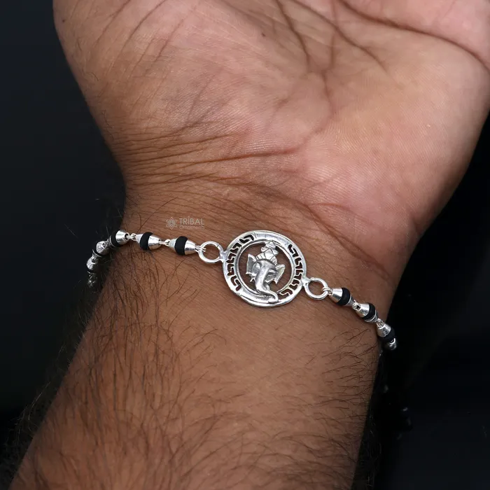 Bracelets TRIBAL ORNAMENTS 925 sterling silver handmad Lord Ganesha design holy basil rosary beads Rakhi bracelet black Tulsi beaded bracelet rk397