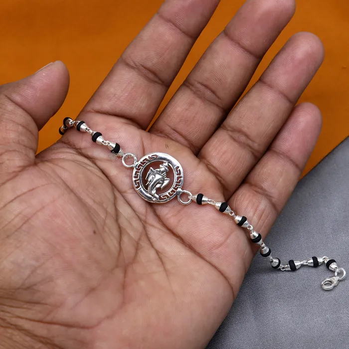 Bracelets TRIBAL ORNAMENTS 925 sterling silver handmad Lord Ganesha design holy basil rosary beads Rakhi bracelet black Tulsi beaded bracelet rk397