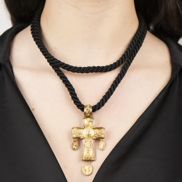 Denise Roberge PreOwned Denise Roberge Cross Enhancer Necklaces