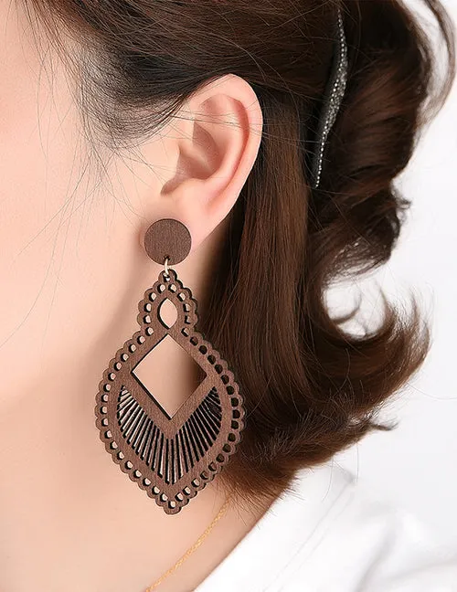 E1607 Brown Wooden Geometric Earrings 02 Earrings
