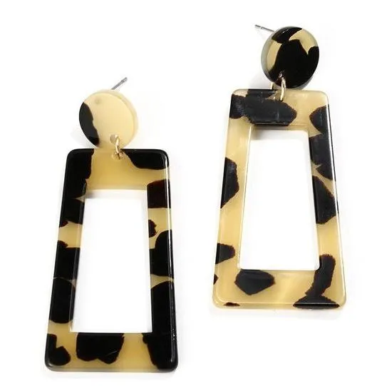 E178 Leopard Design Acrylic Rectangular Earrings 01 Earrings