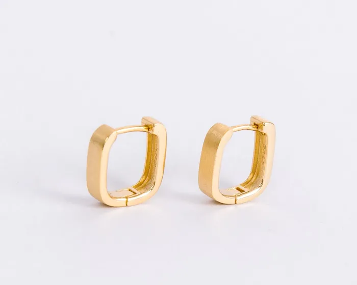 Earrings Hey June Square Matte Huggies