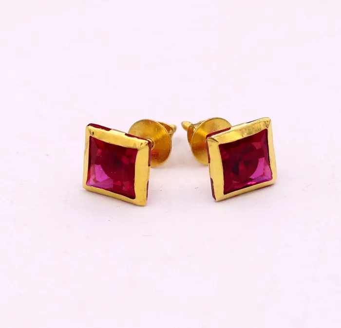 Earrings TRIBAL ORNAMENTS 6 mm 18k yellow gold handmade fabulous ruby color stone excellent designer stud earrings pair unisex jewelry