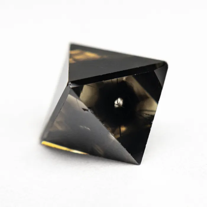 Misfit Diamonds Earrings 1323ct 1565x1120x1155mm Asteriated Octahedron 2516901