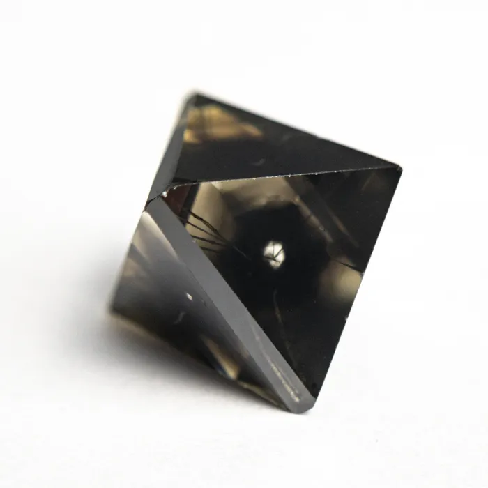 Misfit Diamonds Earrings 1323ct 1565x1120x1155mm Asteriated Octahedron 2516901