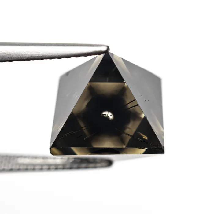 Misfit Diamonds Earrings 1323ct 1565x1120x1155mm Asteriated Octahedron 2516901