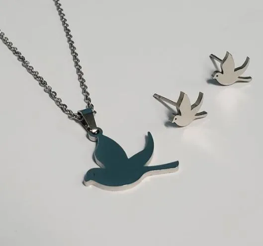 N40 Silver Dove Necklace with FREE Earrings POLLY Necklaces