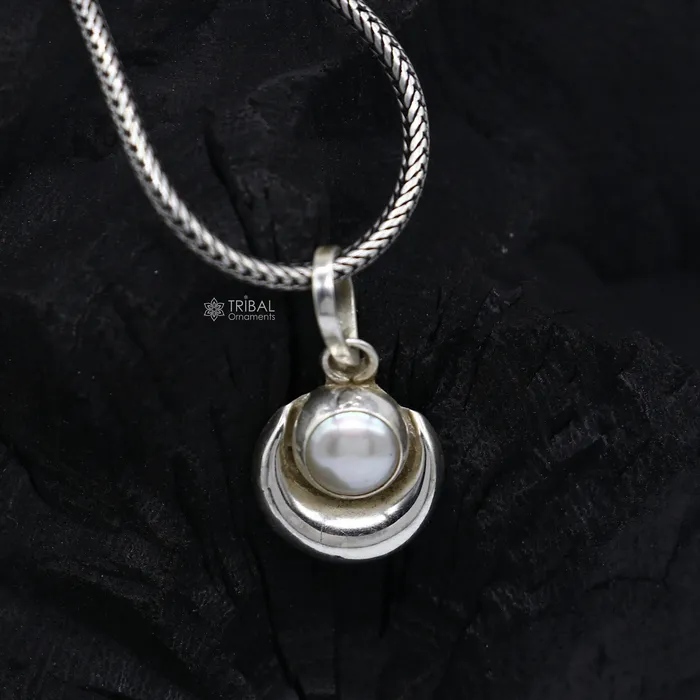 Necklaces 925 sterling silver handmade half moon pendant with natural pearl awesome unisex pearl moon pendant best gifting jewelry from india nsp784 TRIBAL ORNAMENTS Necklaces 925 sterling silver handmade half moon pendant with natural pearl awesome unisex pearl moon pendant best gifting jewelry from india nsp784 TRIBAL ORNAMENTS