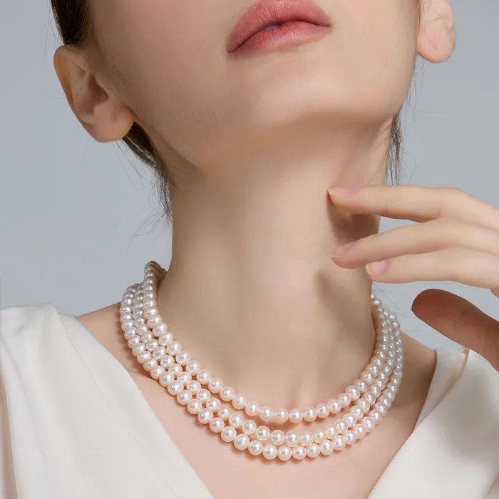 Necklaces Choker Length 3Layer Freshwater Pearl Necklace WN00499 Pearly Lustre